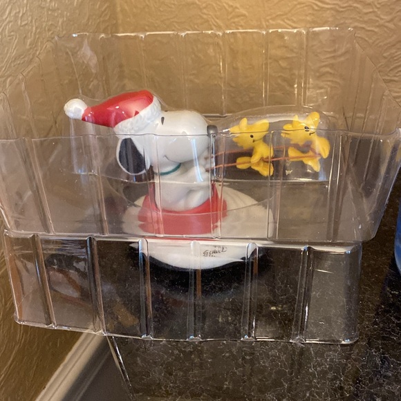 Hallmark Keepsakes 2000 Peanuts Gallery Numbered Edition Jolly Holidays Snoopy - Picture 6 of 7